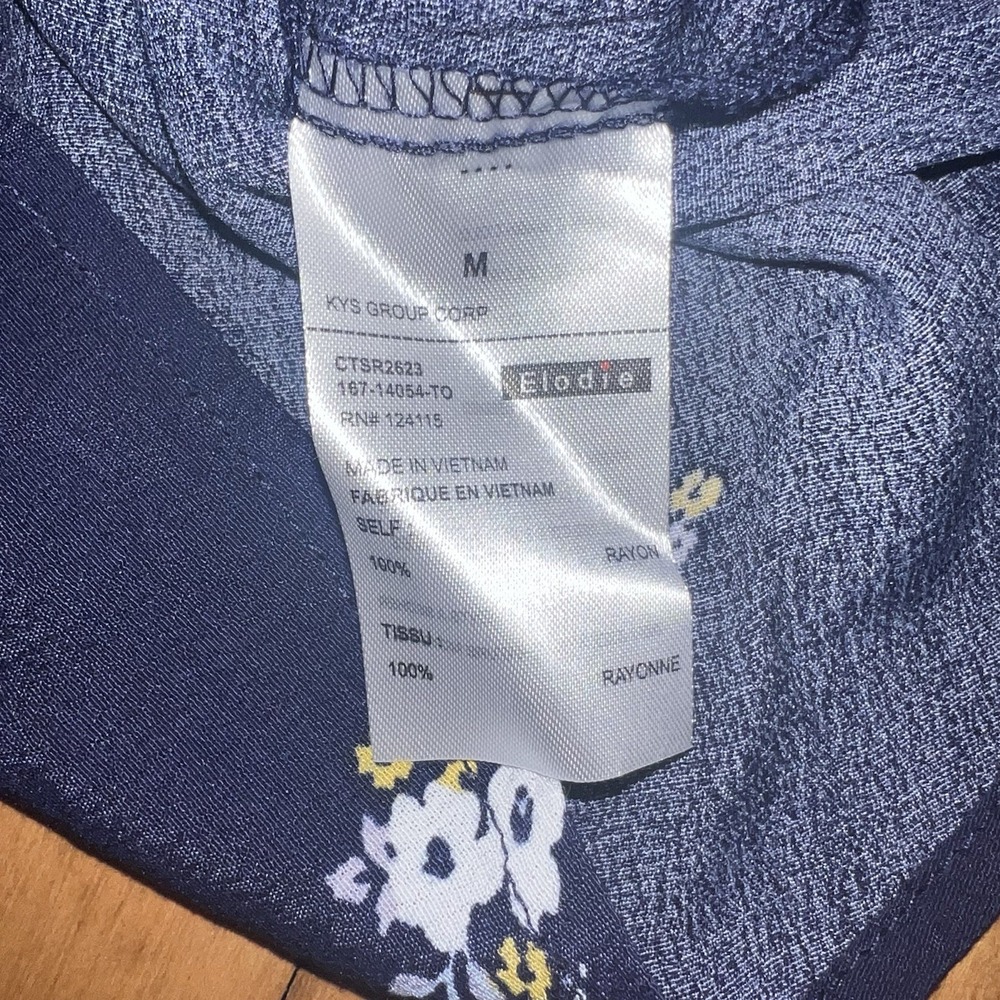 NEW Elodie Women's Size M Navy Blue Floral Puff Sleeve Shirt From Anthropologie - Picture 6 of 8